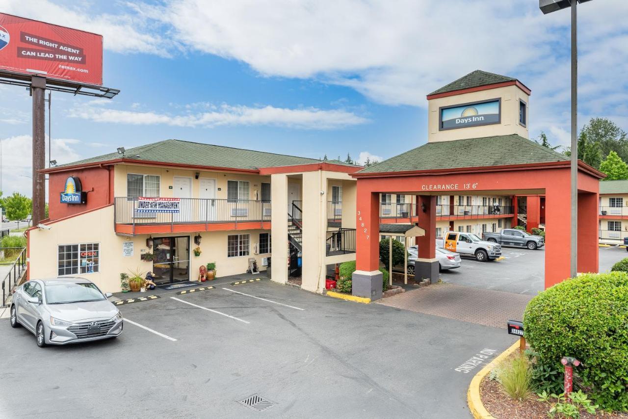 Days Inn By Wyndham Federal Way Exterior foto